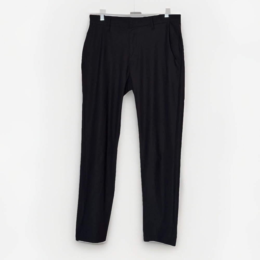 Fabletics Black Performance Pants Mens 31x30 Stretch Golf Travel Dress Chino